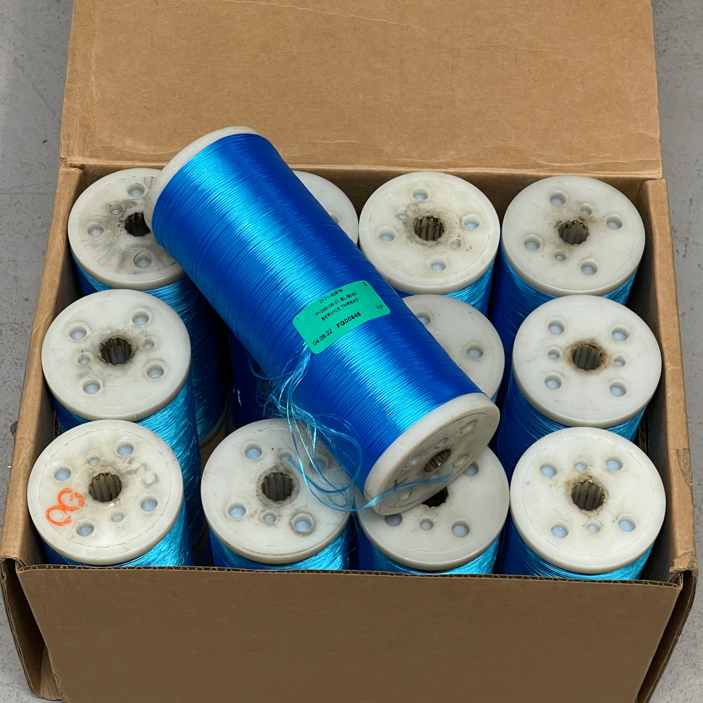 SERVICE THREAD 12/5 Blue Poly Thread for Ind. Sewing Machines & Systems P1000