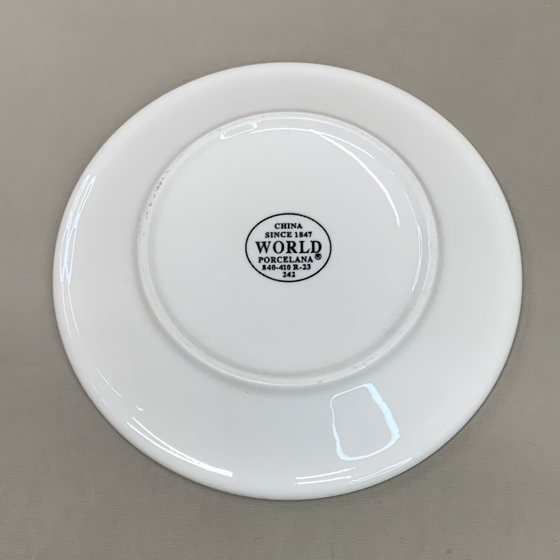 LIBBEY WORLD TABLEWARE 3 Dozen (36) Porcelana Plate 6.25" 840410R23