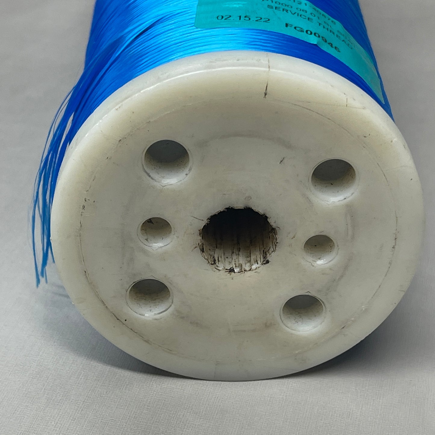 SERVICE THREAD 12/5 Blue Poly Thread for Ind. Sewing Machines & Systems P1000